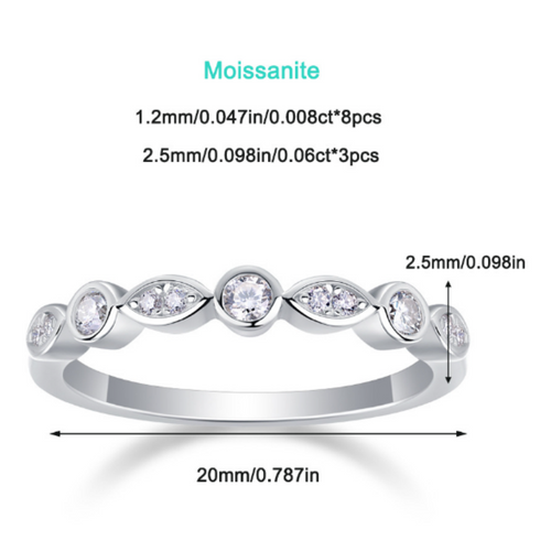 18K White Gold Gradient Diamond Eternity Ring for Women