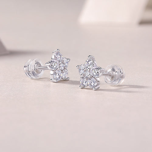 18K White Gold Flower Shape Diamond Stud Earrings