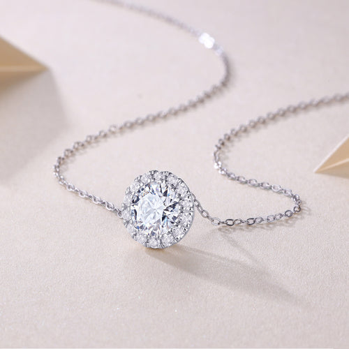 18K White Gold Luxurious Flower-Shaped 2 Carat Round Diamond Pendant Necklace