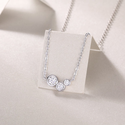 18K White Gold Pendant Necklace with Three Round Diamonds for Women