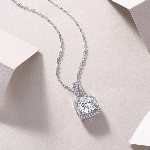 18K White Gold Shimmering Square-Shaped 1 Carat Round Diamond Pendant Necklace