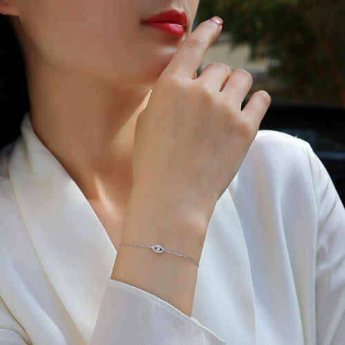 18K White Gold "Window to the Soul" Moissanite Bracelet