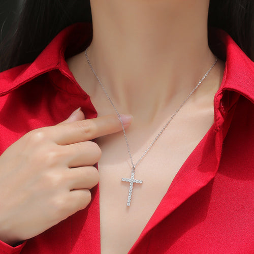 18K White Gold Shimmering Crucifix Pendant Necklace Embellished with 15 Round Diamonds