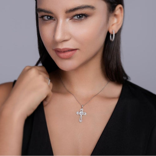 18K White Gold Shimmering Crucifix Pendant Necklace with 92 Round Diamonds for Women