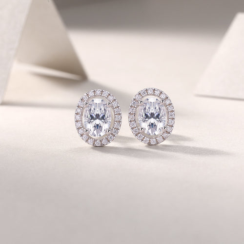 18K White Gold Circular Halo 1 Carat Moissanite Stud Earrings