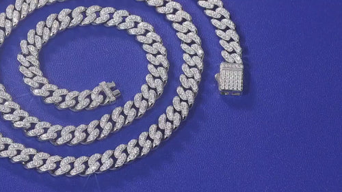 Luxurious 18K White Gold 8mm Cuban Link Chain With Diamonds for Man