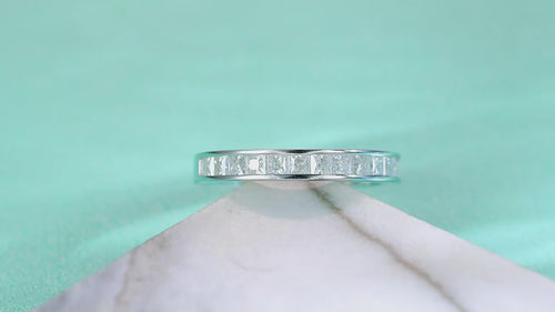 18K White Gold 2mm Square Diamond Wedding Ring for Women