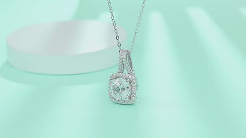 18K White Gold Shimmering Square-Shaped 1 Carat Round Diamond Pendant Necklace